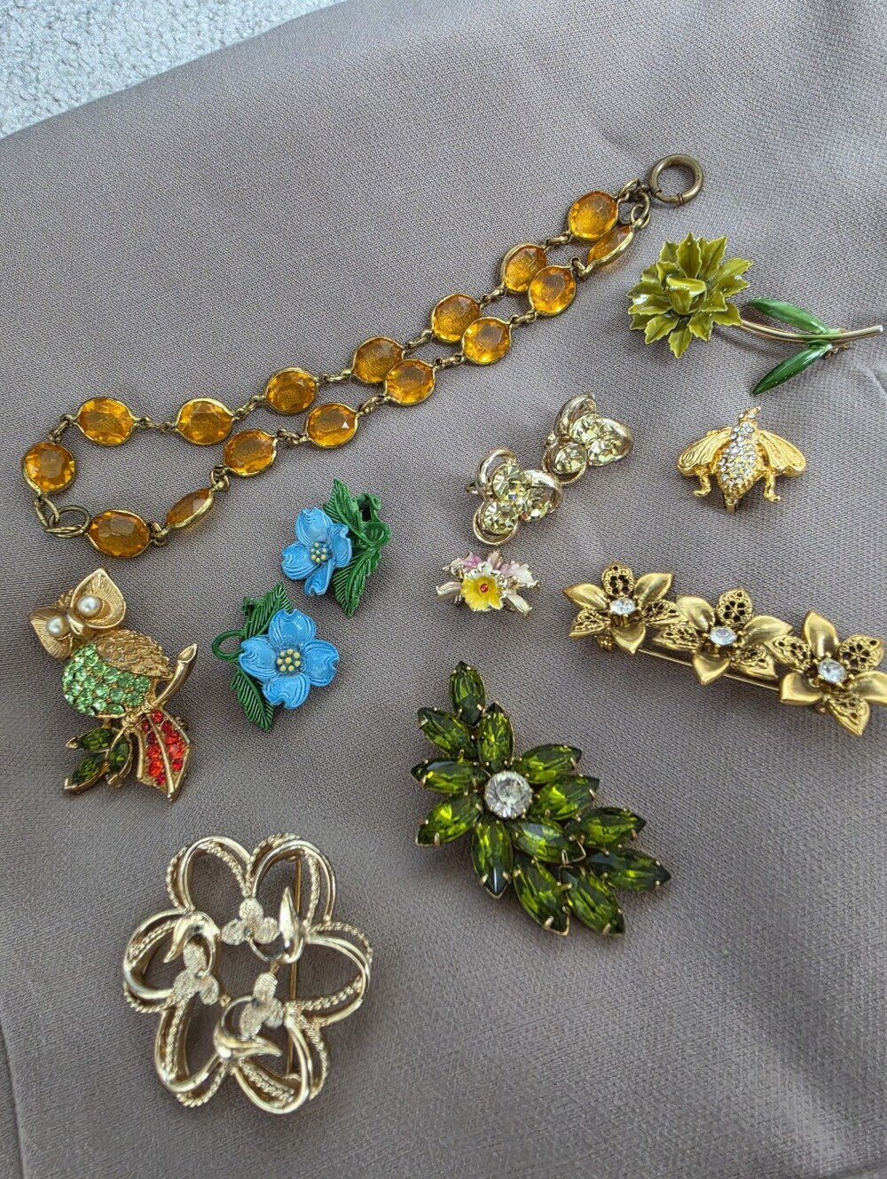Vintage Whimsical Jewelry Lot CORO Sarah Coventry Fleurette Owl Brooch 70s 80s - Picture 8 of 13